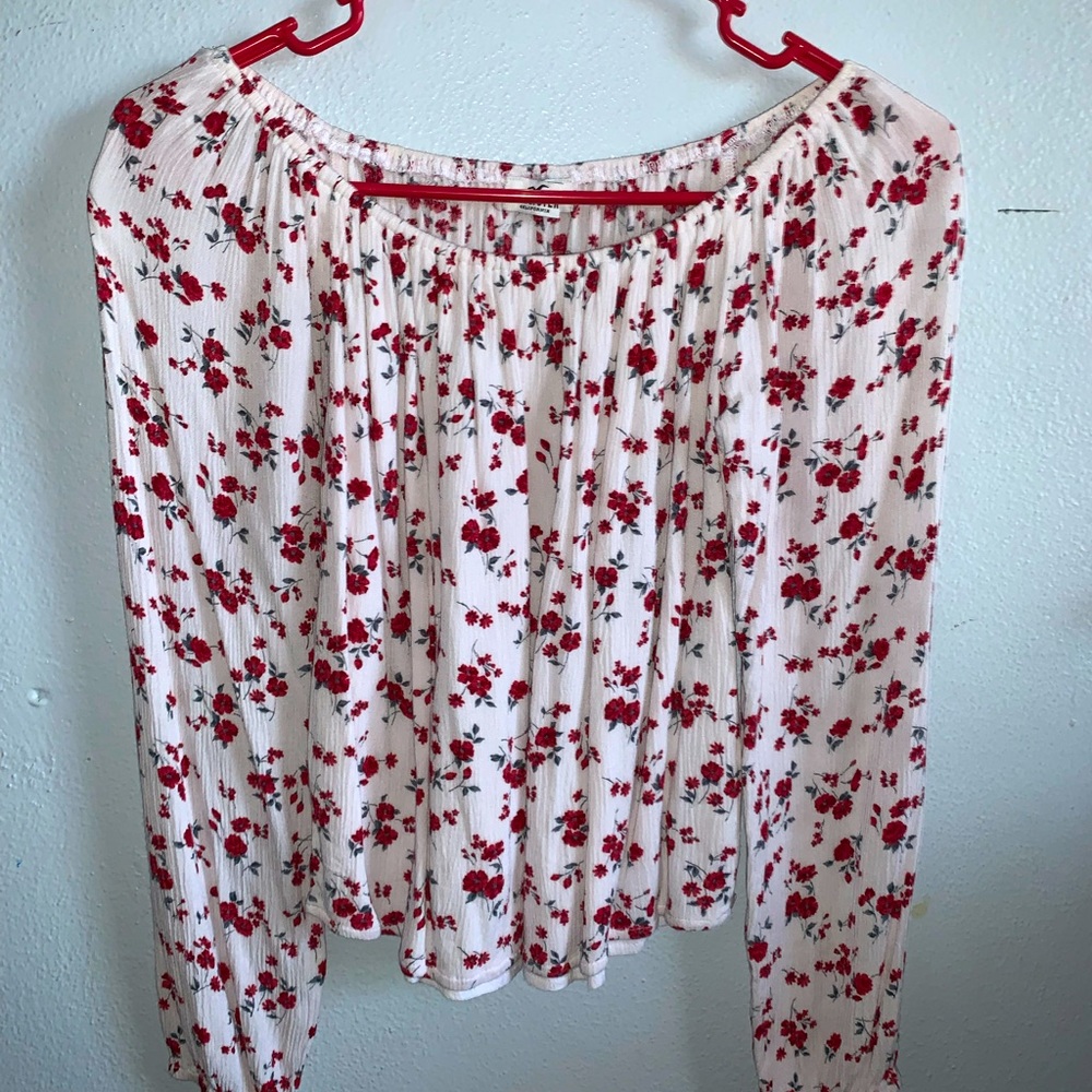 Hollister off the shoulder crop top